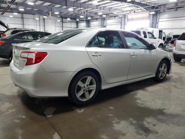 4T1BF1FK5CU133514 - 2012 TOYOTA CAMRY BASE 银色 照片 3