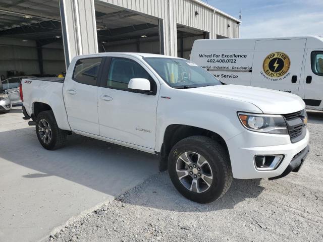 1GCPTDE18H1206350 - 2017 CHEVROLET COLORADO Z71 WHITE photo 4