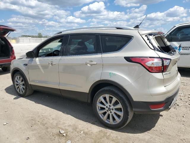 1FMCU9J95JUD19497 - 2018 FORD ESCAPE TITANIUM أسمر صورة 2