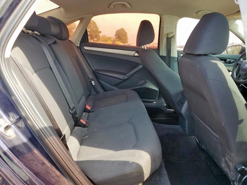 1VWAP7A36CC086254 - 2012 VOLKSWAGEN PASSAT S Blau Foto 10