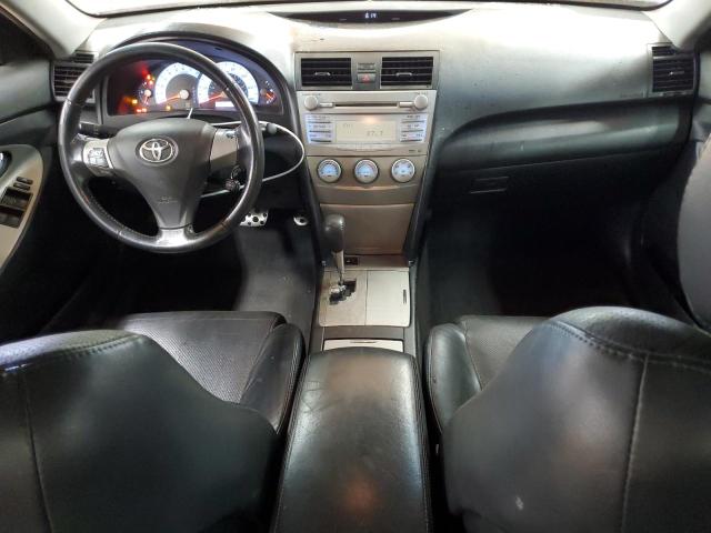 4T1BF3EK3AU074585 - 2010 TOYOTA CAMRY BASE Gris photo 8