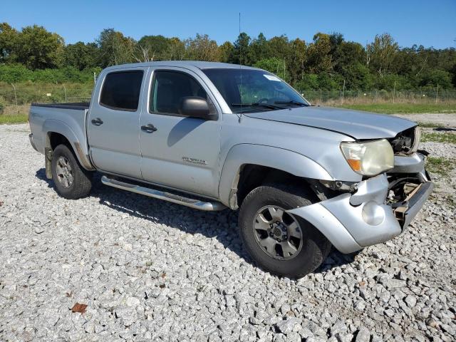 3TMJU62N27M043377 - 2007 TOYOTA TACOMA DOUBLE CAB PRERUNNER SILVER photo 4