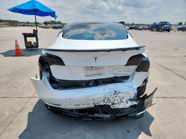 5YJ3E1EB9NF228912 - 2022 TESLA MODEL 3 Білий фото 6