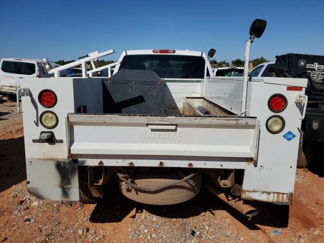 1GC0CVCG9BF214045 - 2011 CHEVROLET SILV2500 C2500 HEAVY DUTY WHITE photo 6