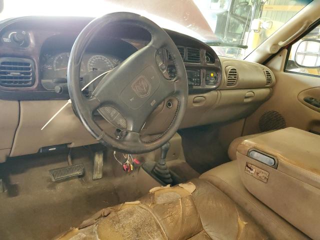 1B7KF23W4WJ142261 - 1998 DODGE RAM 2500 红色 照片 8