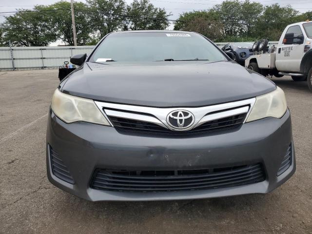 4T1BF1FK2CU586537 - 2012 TOYOTA CAMRY BASE GRAY photo 5