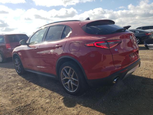 ZASFAKPN5J7B96831 - 2018 ALFA ROMEO STELVIO SPORT Красный фото 2