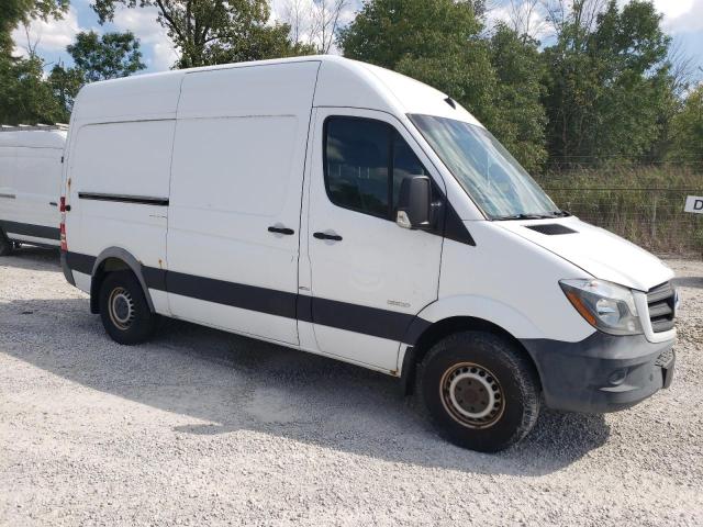 WD3PE7CCXFP161464 - 2015 MERCEDES-BENZ SPRINTER 2500 WHITE photo 4