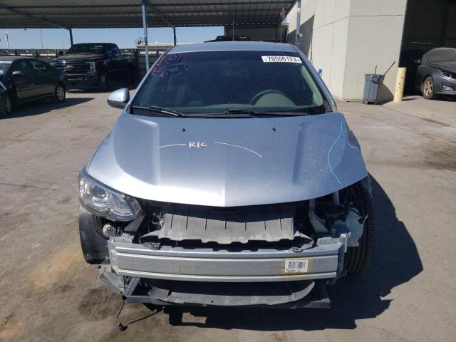 1G1JB5SH6J4114652 - 2018 CHEVROLET SONIC LS 银色 照片 5