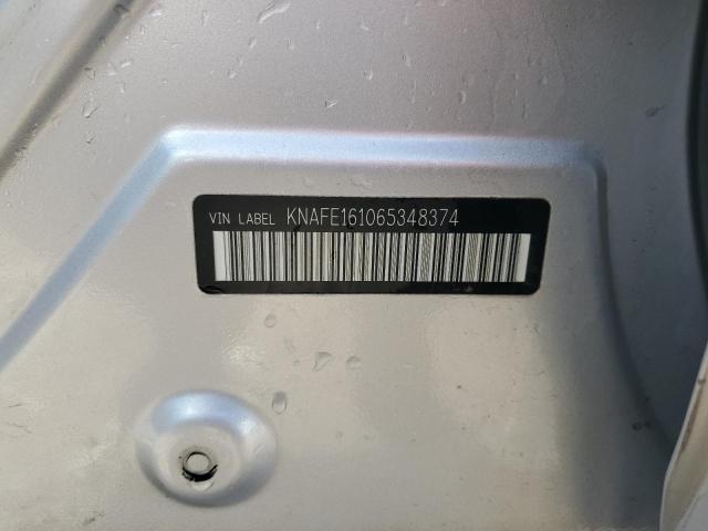 KNAFE161065348374 - 2006 KIA SPECTRA5 SILVER photo 13