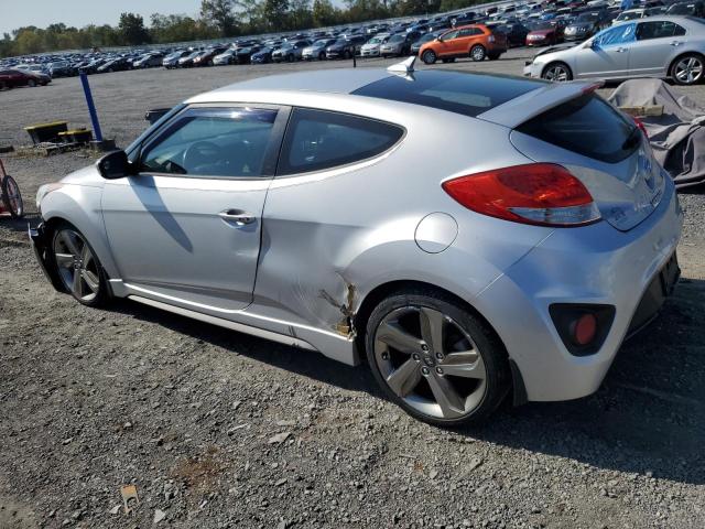 KMHTC6AE9DU136008 - 2013 HYUNDAI VELOSTER TURBO SILVER photo 2