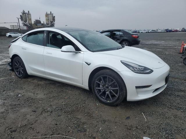 5YJ3E1EA4LF631619 - 2020 TESLA MODEL 3 白色 照片 4