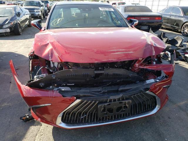 58ABZ1B17KU027111 - 2019 LEXUS ES 350 RED photo 5