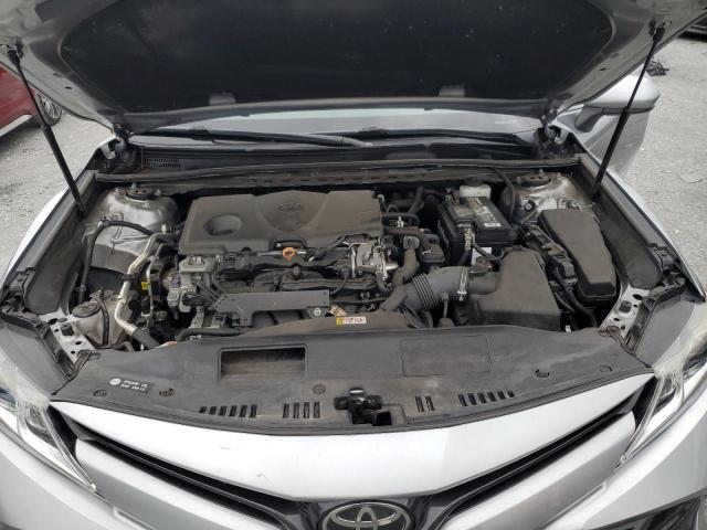 4T1C11AK0LU883672 - 2020 TOYOTA CAMRY LE SILVER photo 11