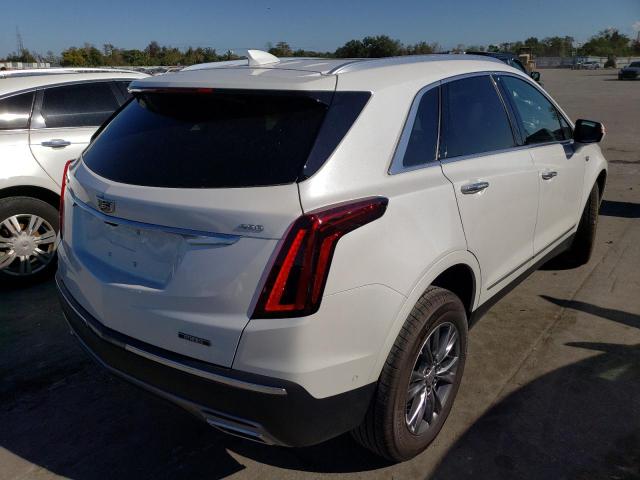 1GYKNCRS2NZ177890 - 2022 CADILLAC XT5 PREMIUM LUXURY WHITE photo 3