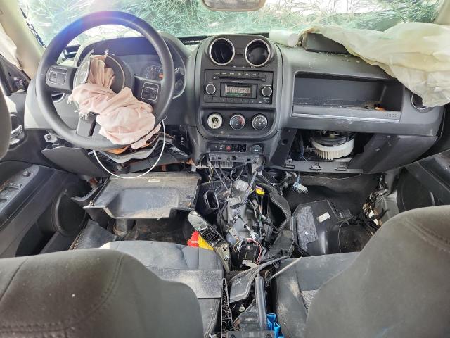 1C4NJRBBXFD197900 - 2015 JEEP PATRIOT SPORT SILVER photo 16