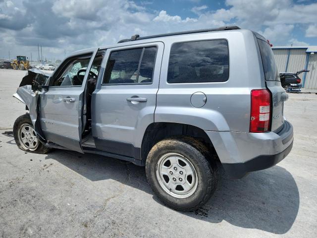 1C4NJRBBXFD197900 - 2015 JEEP PATRIOT SPORT SILVER photo 4