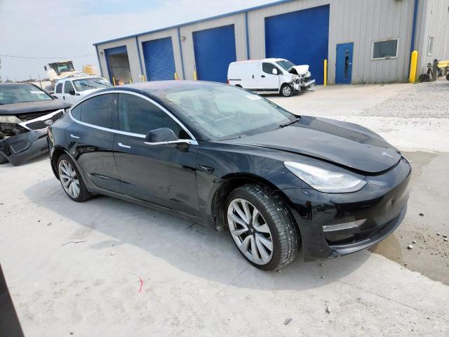 5YJ3E1EA5JF023573 - 2018 TESLA MODEL 3 შავი ფოტო 4