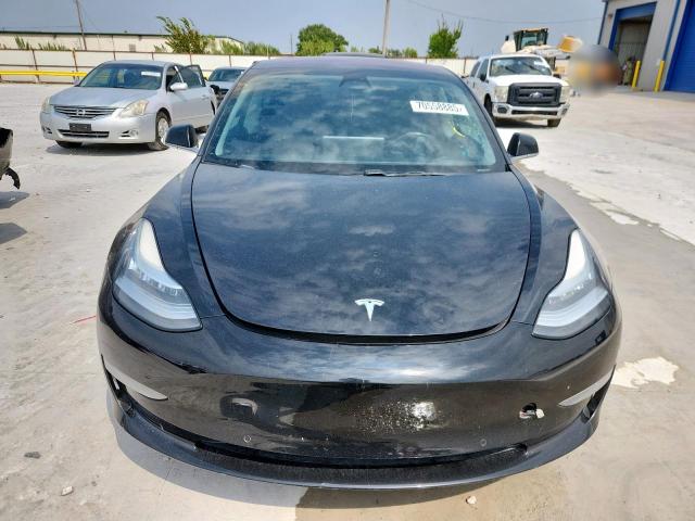 5YJ3E1EA5JF023573 - 2018 TESLA MODEL 3 შავი ფოტო 5