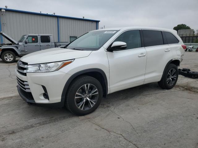 2018 TOYOTA HIGHLANDER LE, null