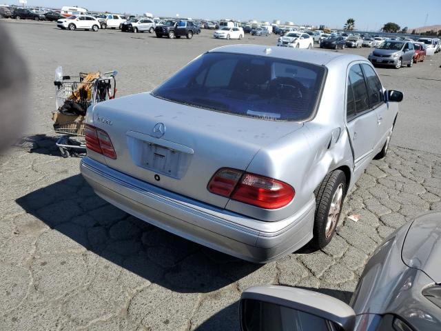 WDBJF65J02B464449 - 2002 MERCEDES-BENZ E 320 SILVER photo 3