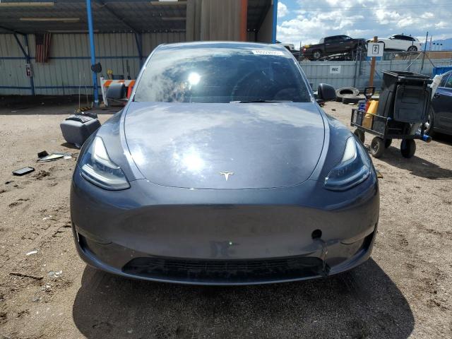 7SAYGDEF8NF378176 - 2022 TESLA MODEL Y GRAY photo 5
