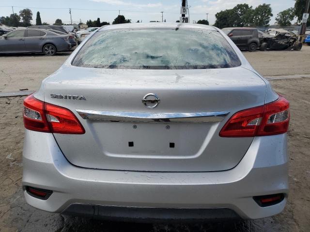 3N1AB7AP6JY345577 - 2018 NISSAN SENTRA S SILVER photo 6