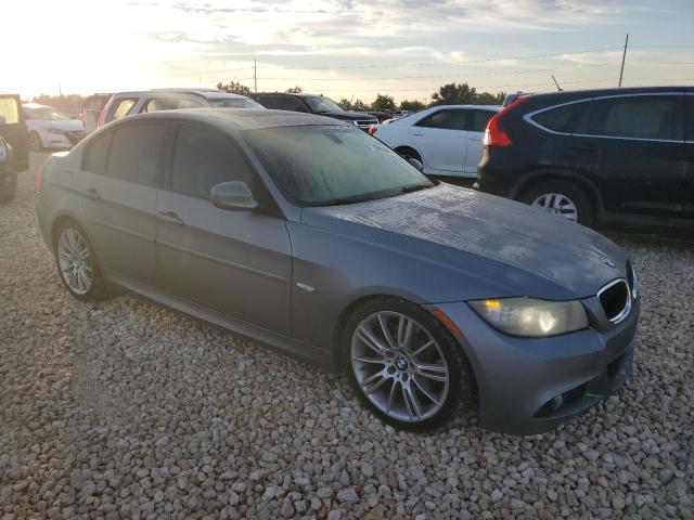 WBAPH7G5XBNM54745 - 2011 BMW 328 I GRAY photo 4