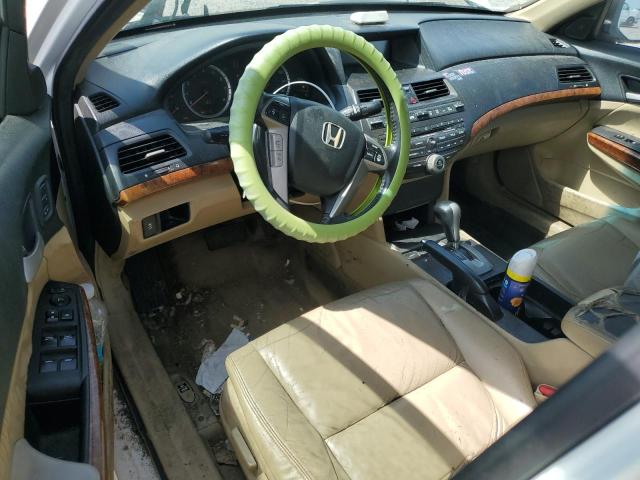1HGCP3F8XCA024670 - 2012 HONDA ACCORD EXL WHITE photo 8