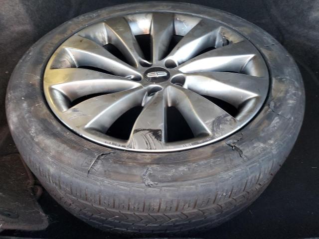 1LNHL9EK1FG604788 - 2015 LINCOLN MKS მუქწითელი ფოტო 12