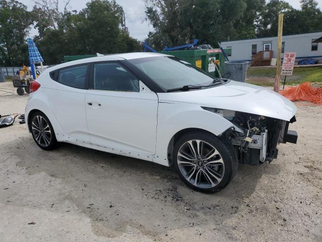 KMHTC6AE9HU310410 - 2017 HYUNDAI VELOSTER TURBO WHITE photo 4