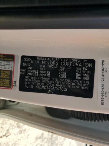 KNDJN2A29J7575059 - 2018 KIA SOUL WHITE photo 14