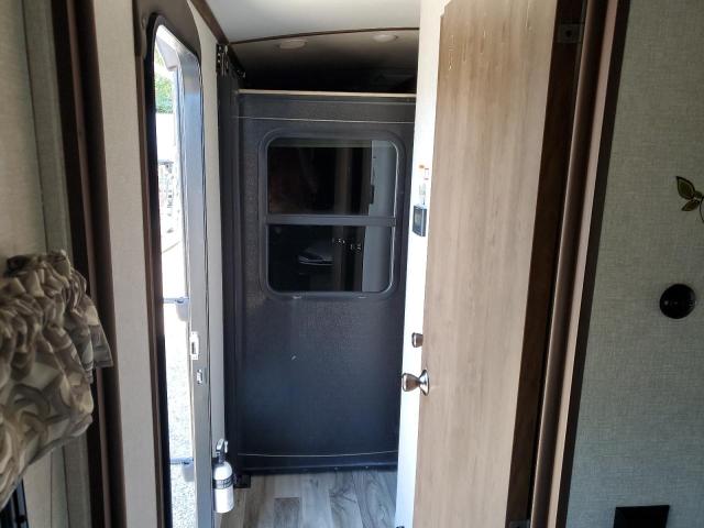 4YDT34T2XKV503577 - 2019 COUGAR TRAV TRAIL TWO TONE photo 6