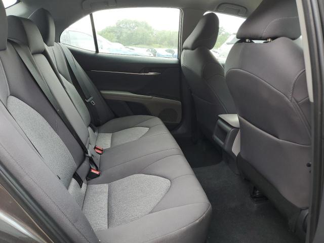 4T1C11AK8PU810264 - 2023 TOYOTA CAMRY LE GRAY photo 10