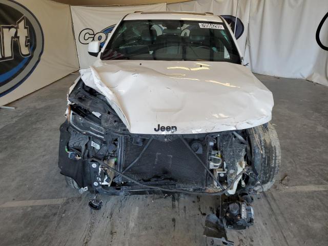 1C4RJFAG3MC670715 - 2021 JEEP GRAND CHER LAREDO WHITE photo 5