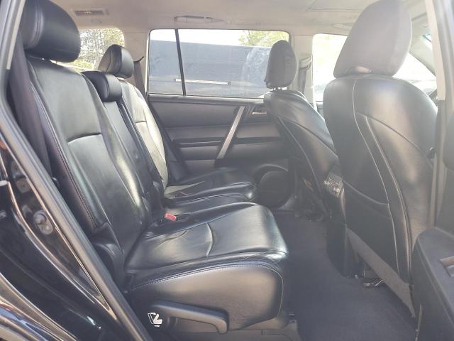 5TDBK3EH6DS180011 - 2013 TOYOTA HIGHLANDER BASE Черный фото 11