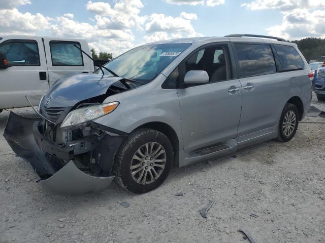 2012 TOYOTA SIENNA XLE, 