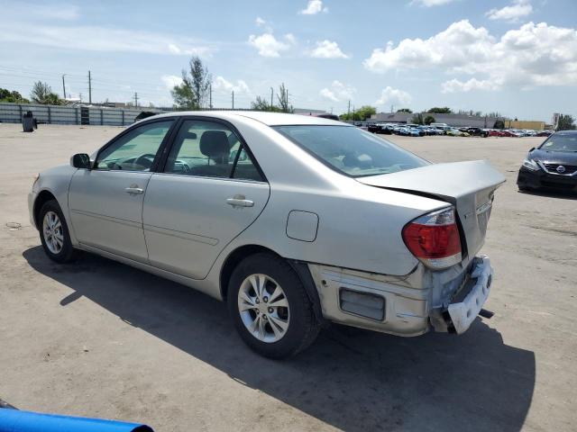 4T1BE32K16U138962 - 2006 TOYOTA CAMRY LE SILVER photo 2