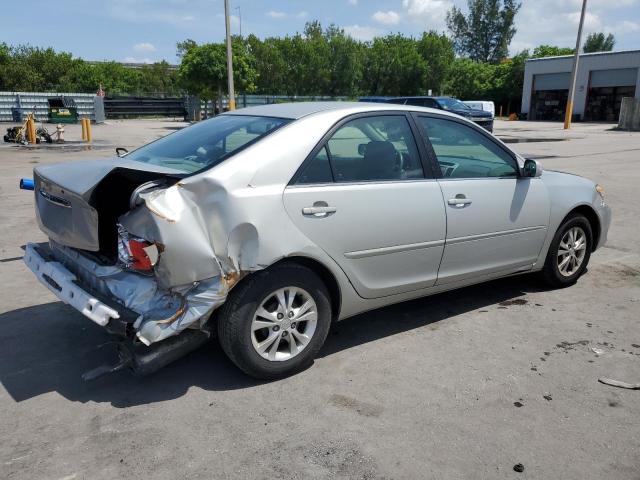 4T1BE32K16U138962 - 2006 TOYOTA CAMRY LE SILVER photo 3
