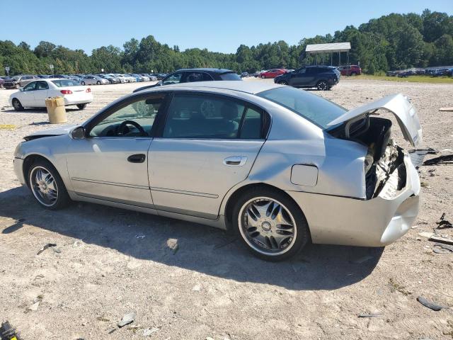 1N4AL11D34C143358 - 2004 NISSAN ALTIMA BASE SILVER photo 2