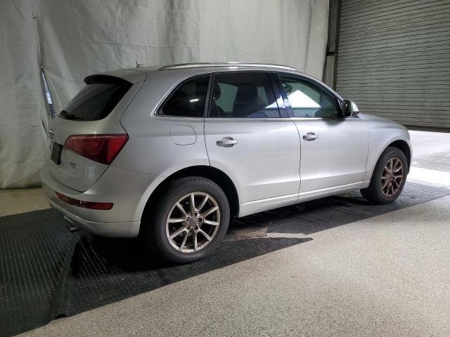 WA1LFAFPXCA116837 - 2012 AUDI Q5 PREMIUM PLUS SILVER photo 3