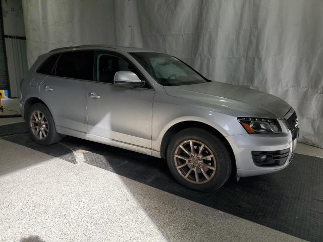 WA1LFAFPXCA116837 - 2012 AUDI Q5 PREMIUM PLUS SILVER photo 4