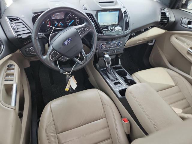 1FMCU9J97JUC99446 - 2018 FORD ESCAPE TITANIUM თეთრი ფოტო 8