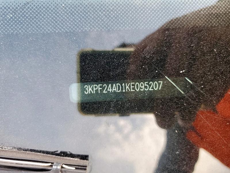 3KPF24AD1KE095207 - 2019 KIA FORTE FE Qara foto 13