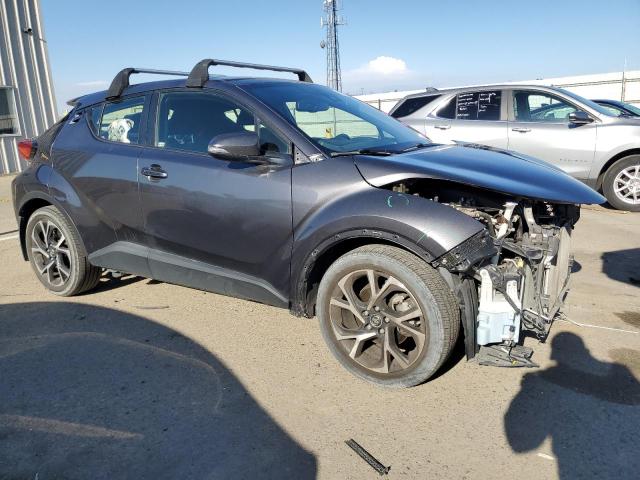 JTNKHMBX0J1009727 - 2018 TOYOTA C-HR XLE GRAY photo 4