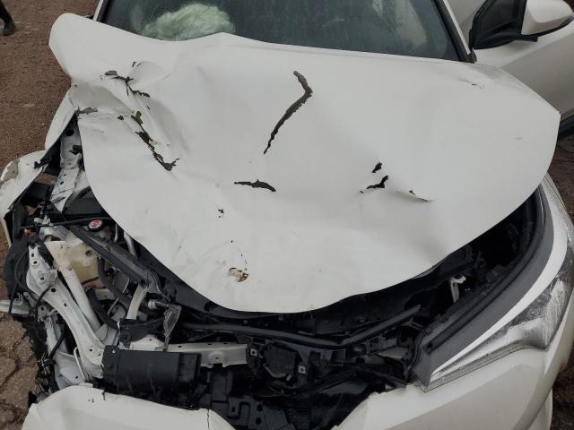 JTNKHMBX2K1026885 - 2019 TOYOTA C-HR XLE Білий фото 11