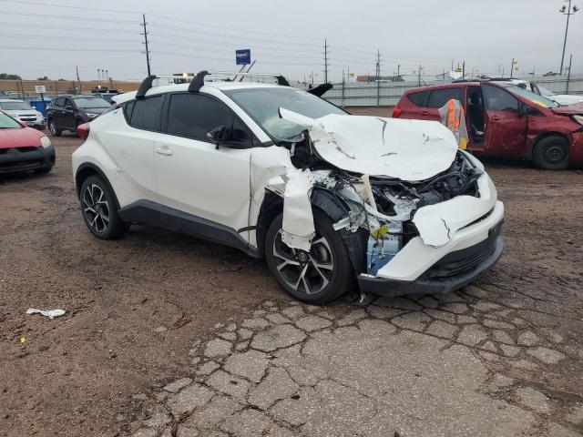 JTNKHMBX2K1026885 - 2019 TOYOTA C-HR XLE Білий фото 4
