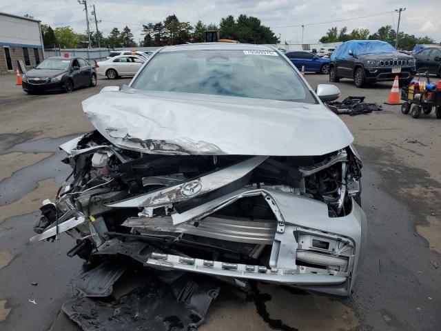 5YFP4MCEXRP185811 - 2024 TOYOTA COROLLA SE 银色 照片 5