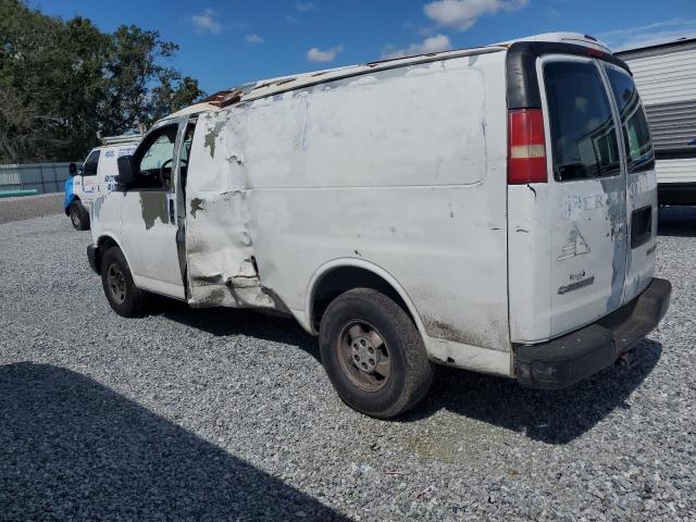 1GCFG15X541104274 - 2004 CHEVROLET EXPRESS G1 WHITE photo 2