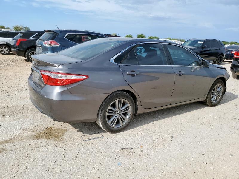 4T1BF1FK2GU139325 - 2016 TOYOTA CAMRY LE GRAY photo 3